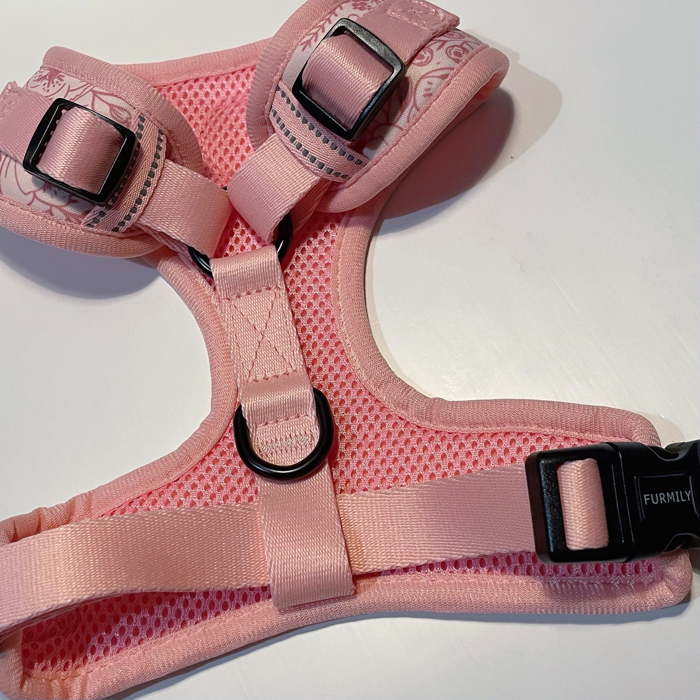 Walk Essentials | "Pink Poppy"